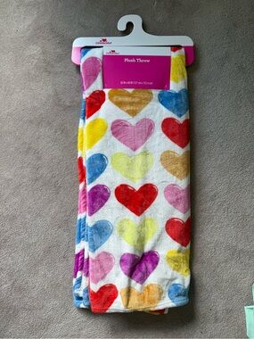 Plush Throw Blanket - Multi-Color Heart Pattern
